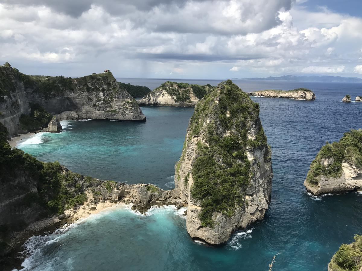 Simpang Inn Sakti Bagian luar foto