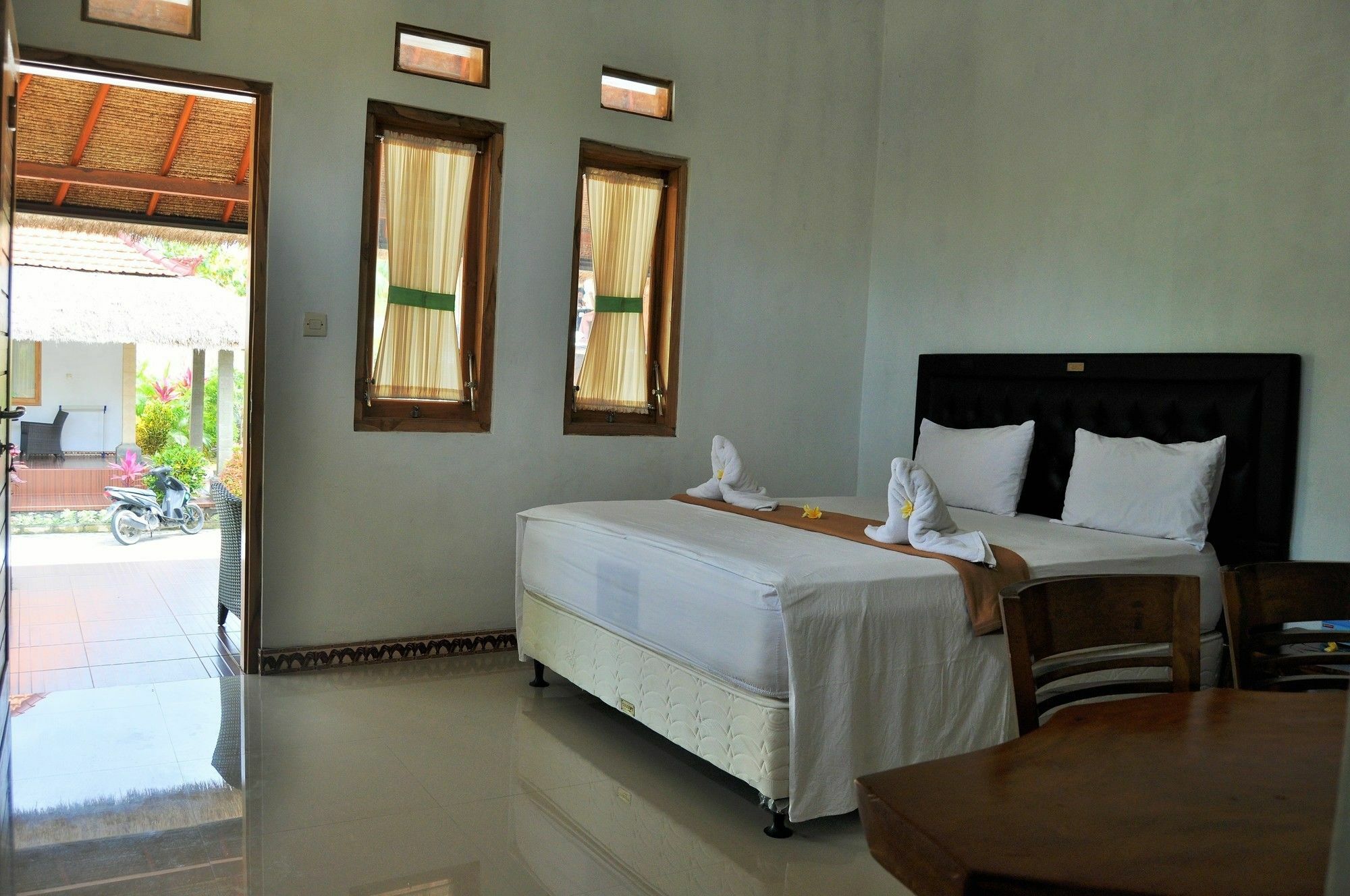 Simpang Inn Sakti Bagian luar foto