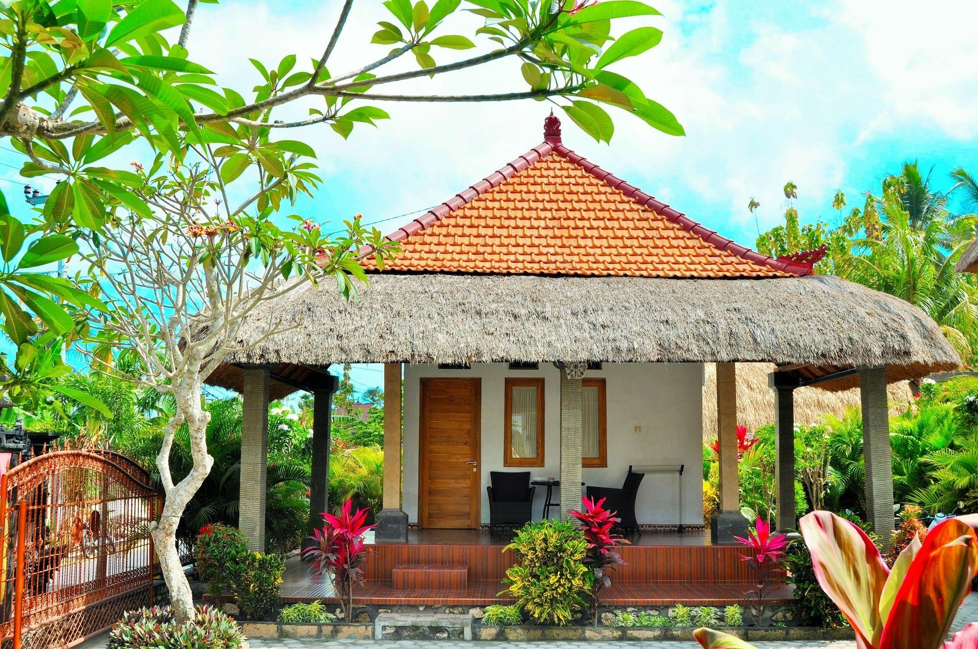 Simpang Inn Sakti Bagian luar foto